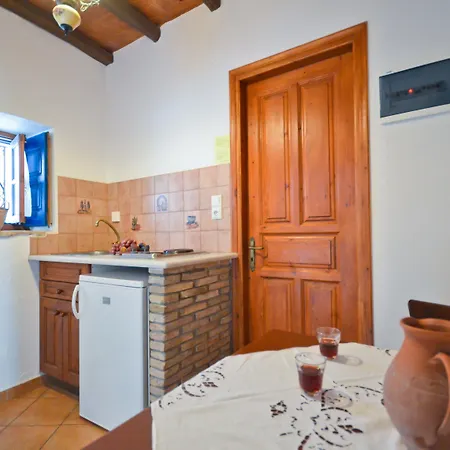 Venetiko Apartment Naxos City
